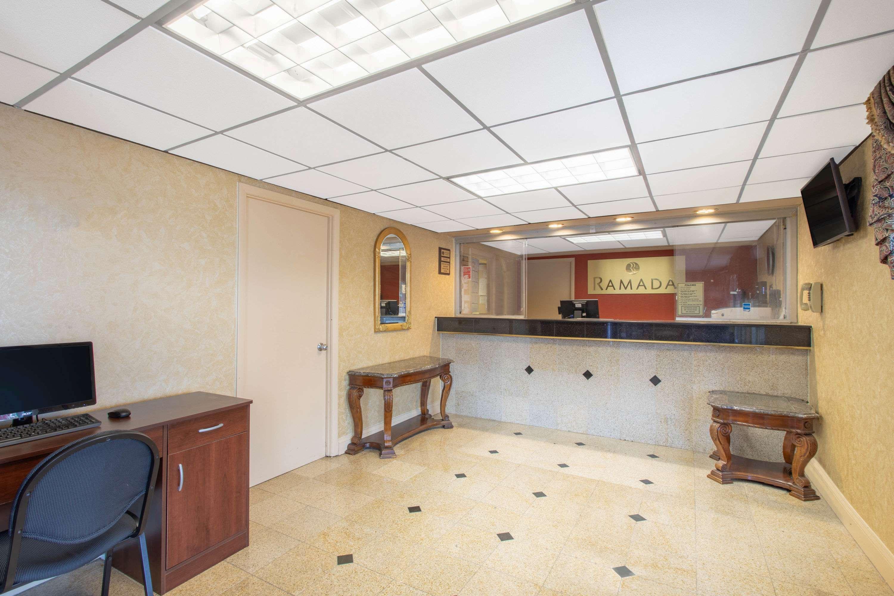 Ramada Limited Cockeysville Екстер'єр фото